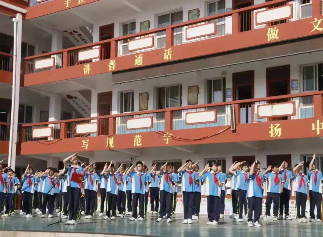 市清丰县幸福路小学2025年“我们的节日•端午”主题实践活动AG真人澳门百家家乐粽叶飘香话端午 传统文化入童心——濮阳(图4)